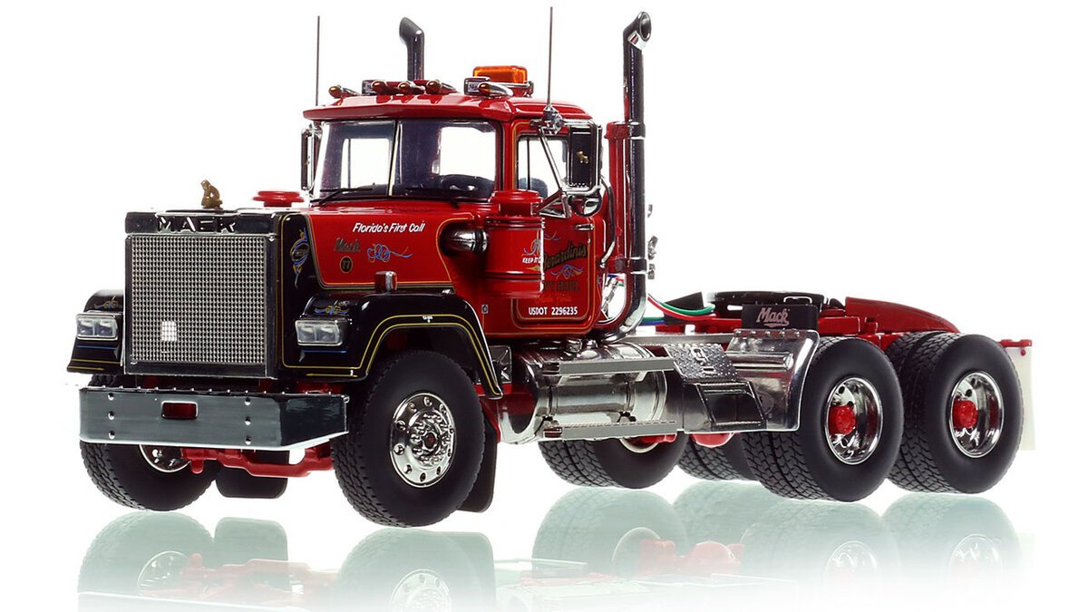 Heavy Haul Replicas HHR138A-1 1:50 DeBerardinis Heavy Haul 1991 Mack Superliner