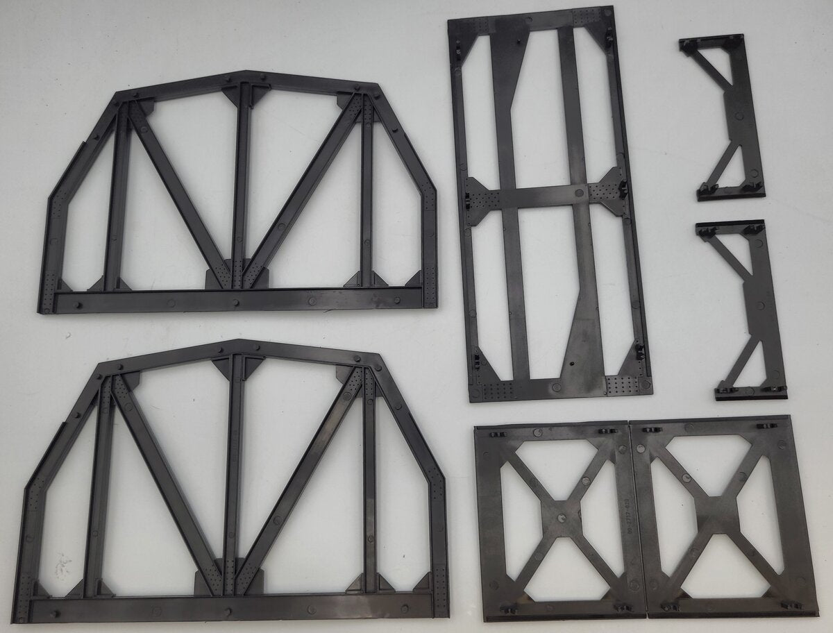 Lionel 6-62716 Black Plastic 6-Piece Short Extension Bridge Kit