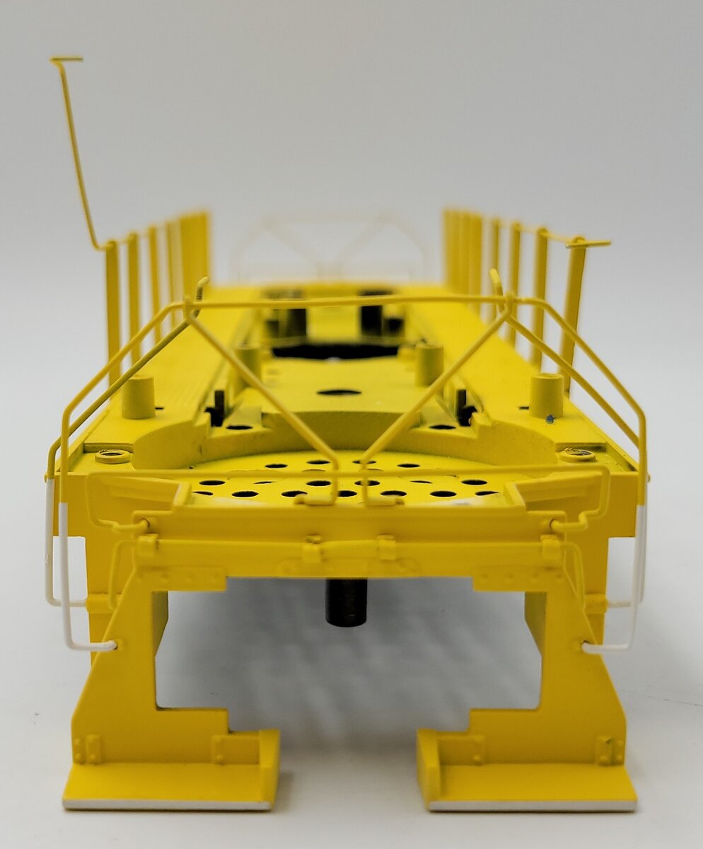 Lionel 82124-34 Yellow Diecast South Buffalo S2 Diesel Switcher Frame #102