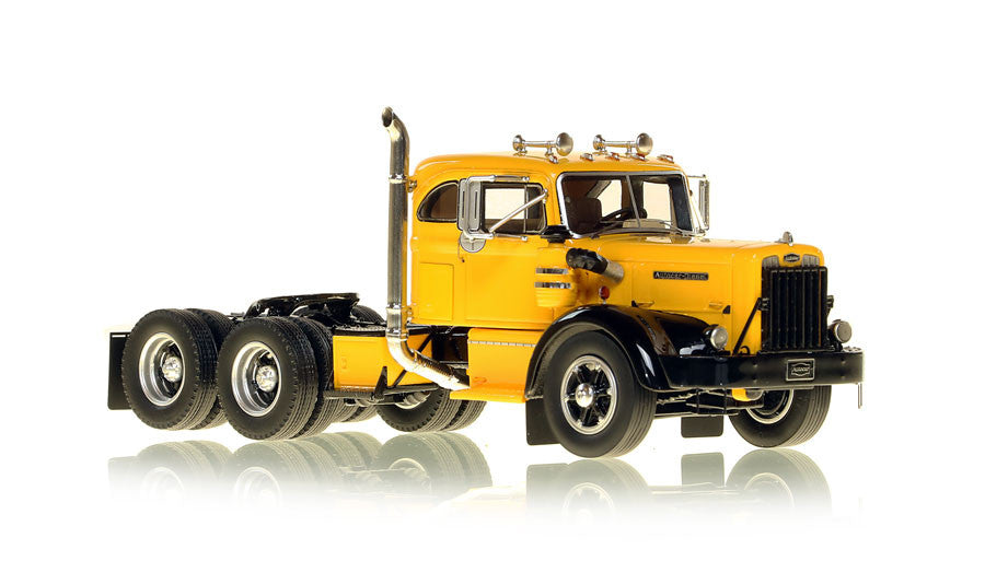 Fire Replicas 068A-4 1:50 1954 Autocar DC-100T Integral Sleeper Yellow & Black