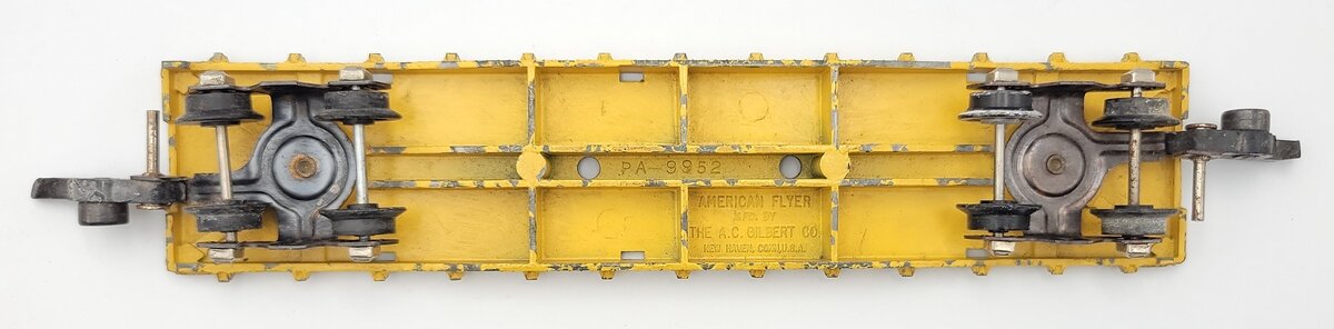 American Flyer PA9952 S Gauge "American Flyer Circus" Yellow Die-Cast Flatcar