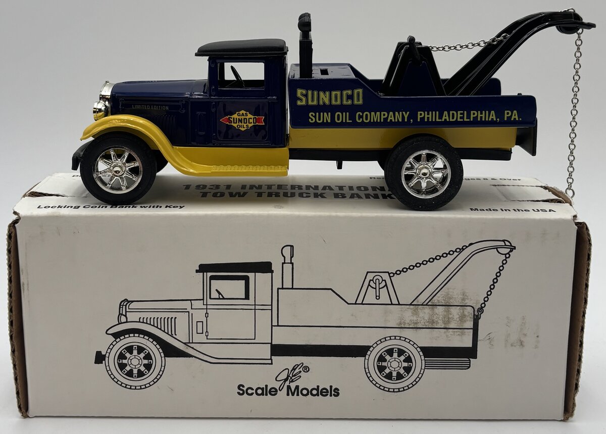 Ertl GG-9001 Sunoco 1931 International Tow Truck Bank