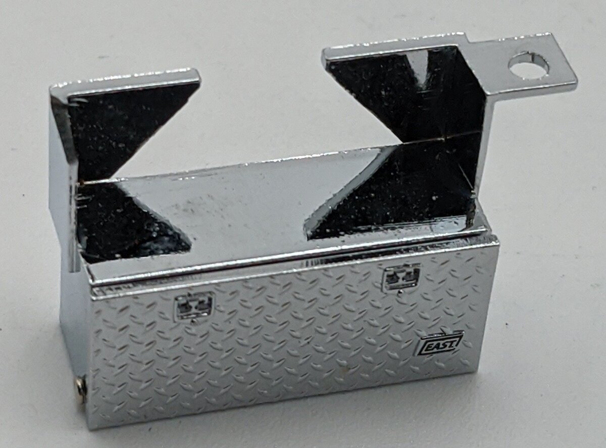 DHS DHSL170 1:14 EAST RC Truck Tool Box