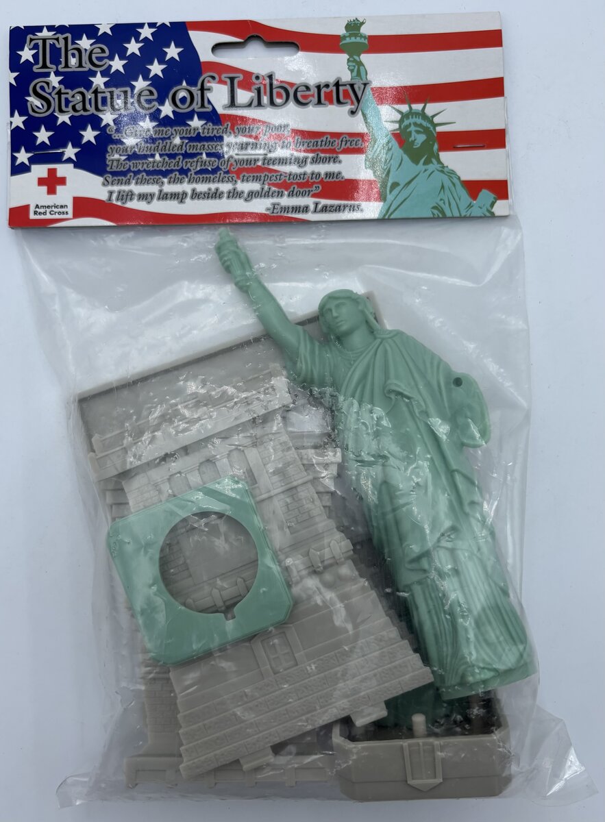 K-Line K-41931 Statue Of Liberty Model Kit