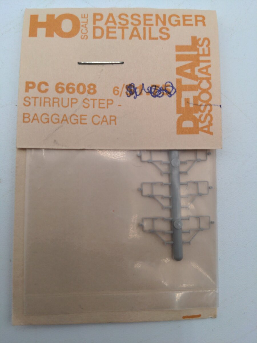 Detail Associates PC6608 HO Bagg Car Stirrup Step