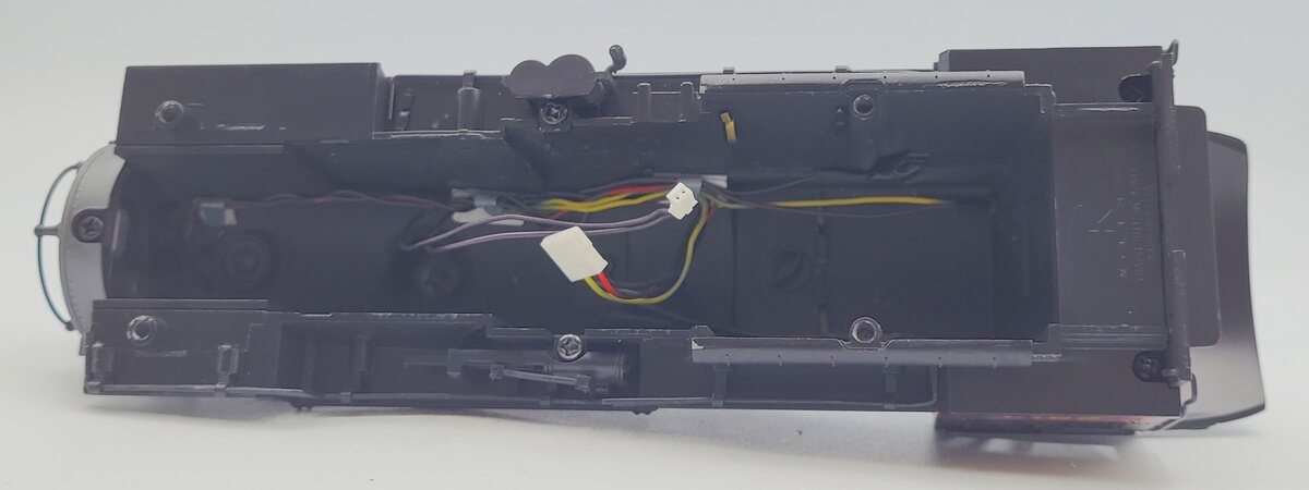 Lionel 82311-2 Polar Railroad B6SB 0-6-0 Steam Locomotive Body Shell #2515