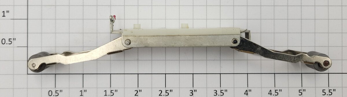 Lionel 68-31 O Gauge Inspection Car Collector Assembly w/ Long Insulator #68
