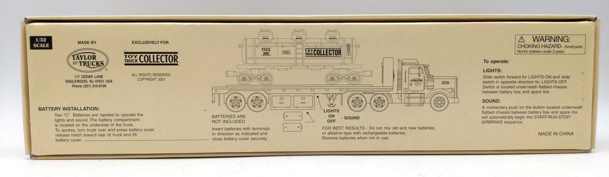 Toy Truck Collector 2001 1:32 Flatbed Truck w/ 3-Dome Tank Car