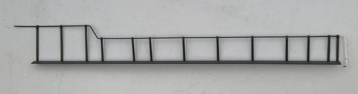 Lionel 39580-240 Gray U.P. Dash 9-44CW Diesel Locomotive Right Side Handrail