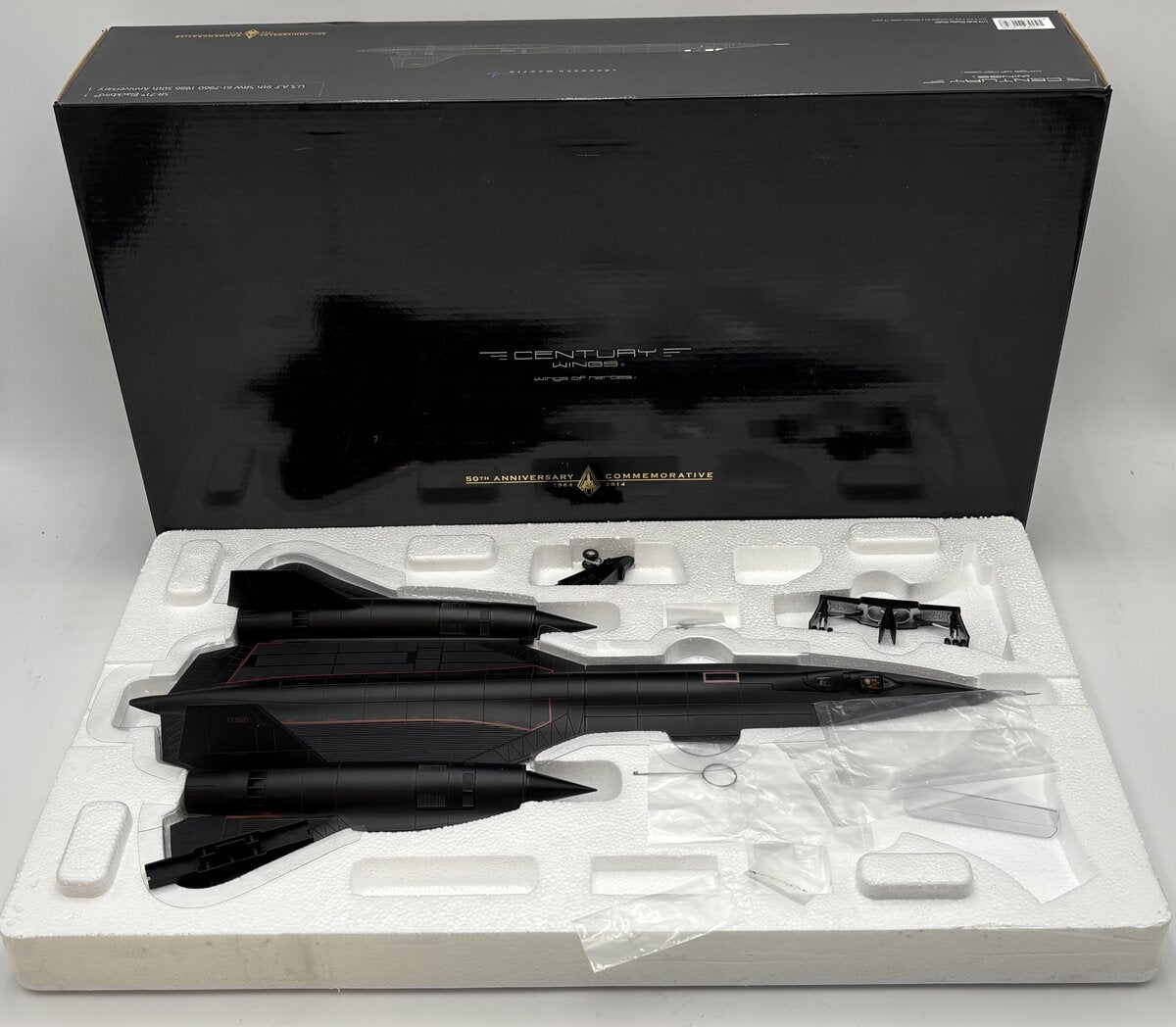 Century Wings 001606 1:72 SR-71 Blackbird U.S.A.F 9th SRW 61-7960 1986