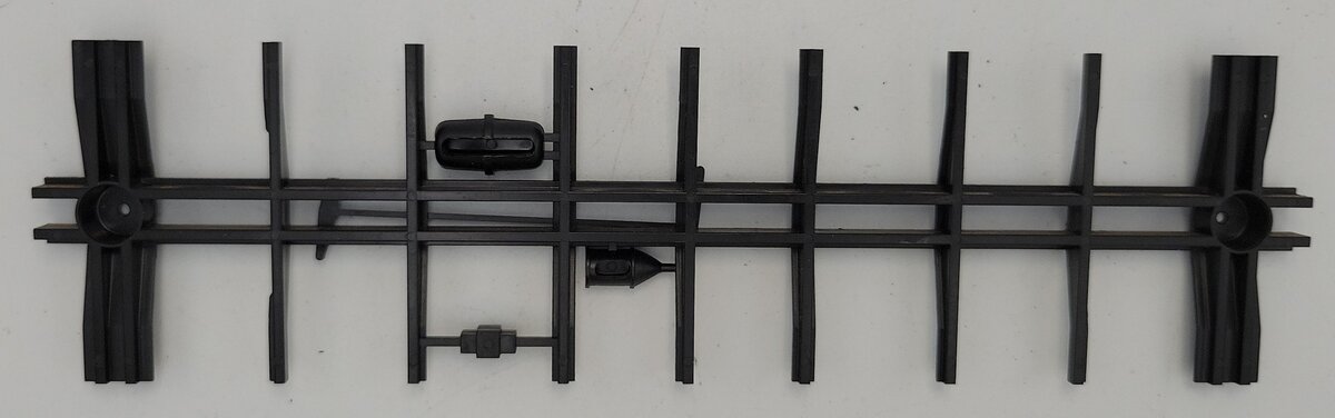 Acme 0720-30 Black Plastic 9" Center Sill Frame w/ Tanks