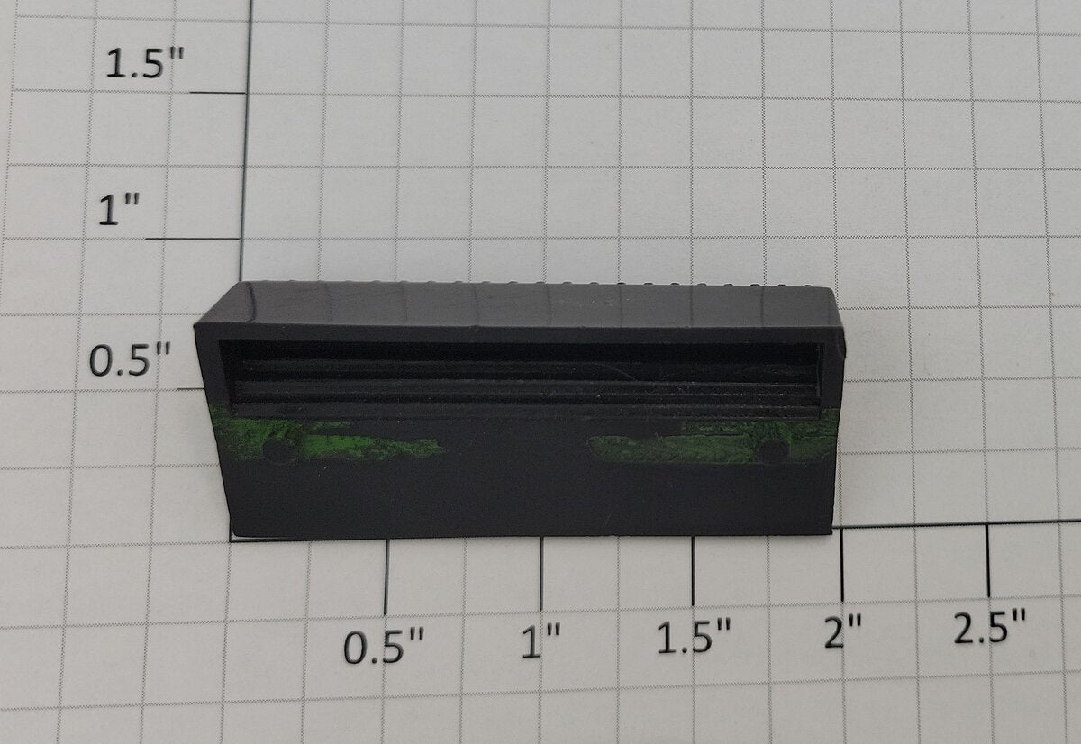 MTH HE-6100302 O Gauge Premier Black Plastic Flatcar Wheel Chock