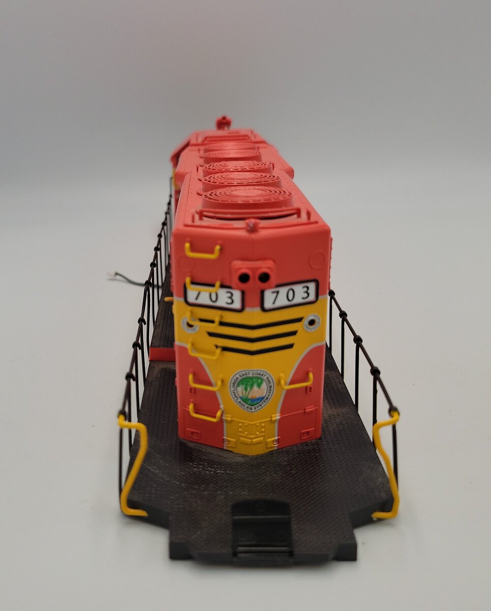 Lionel 1933091-2 F-E-C Legacy SD40-2 Diesel Locomotive Shell #703