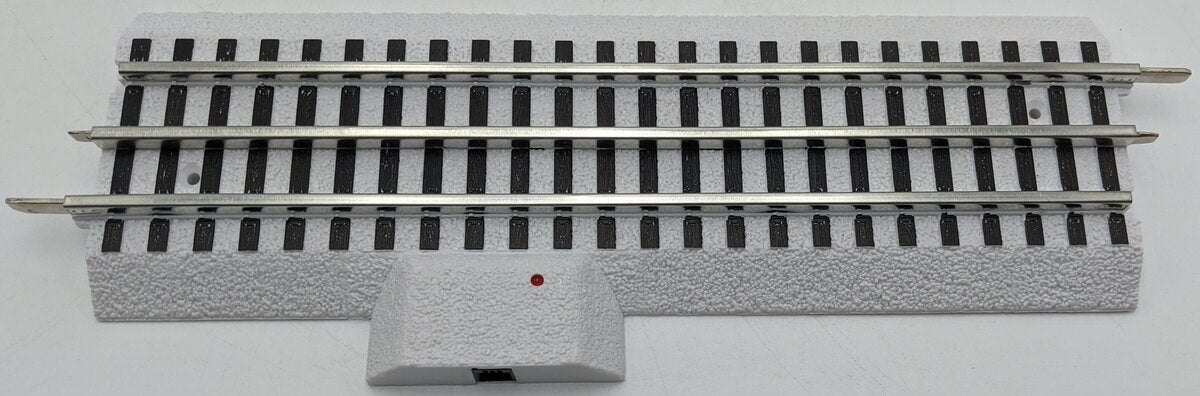 Lionel 6-37110 O Gauge LionChief FasTrack Terminal Track Section Square Plug