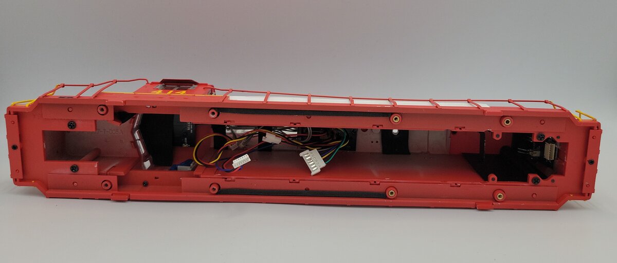 Lionel 1933422-1 O Gauge D&H Alco C-420 Diesel Loco Body Shell w/ LED's #414