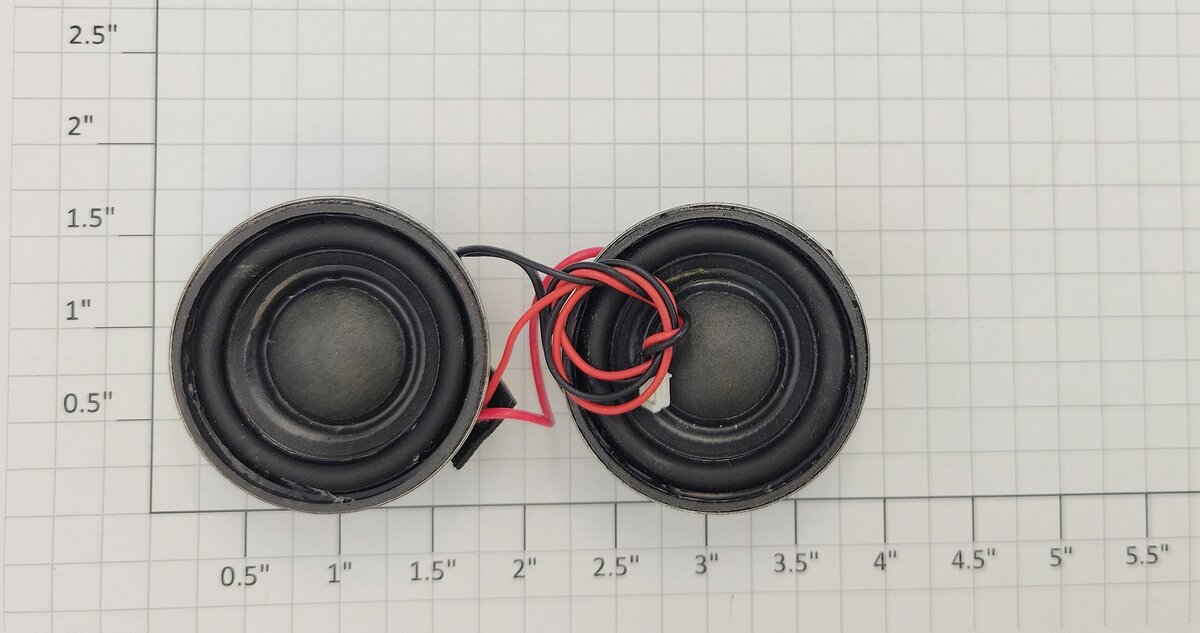 Lionel 11209-536 O Gauge 16 Ohm 2 Watt 40mm OD Speakers with Wire (Set of 2)