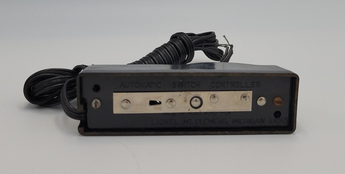 Lionel O22C-10 O Gauge MPC Switch Controller w/ Original Black Controller Cover