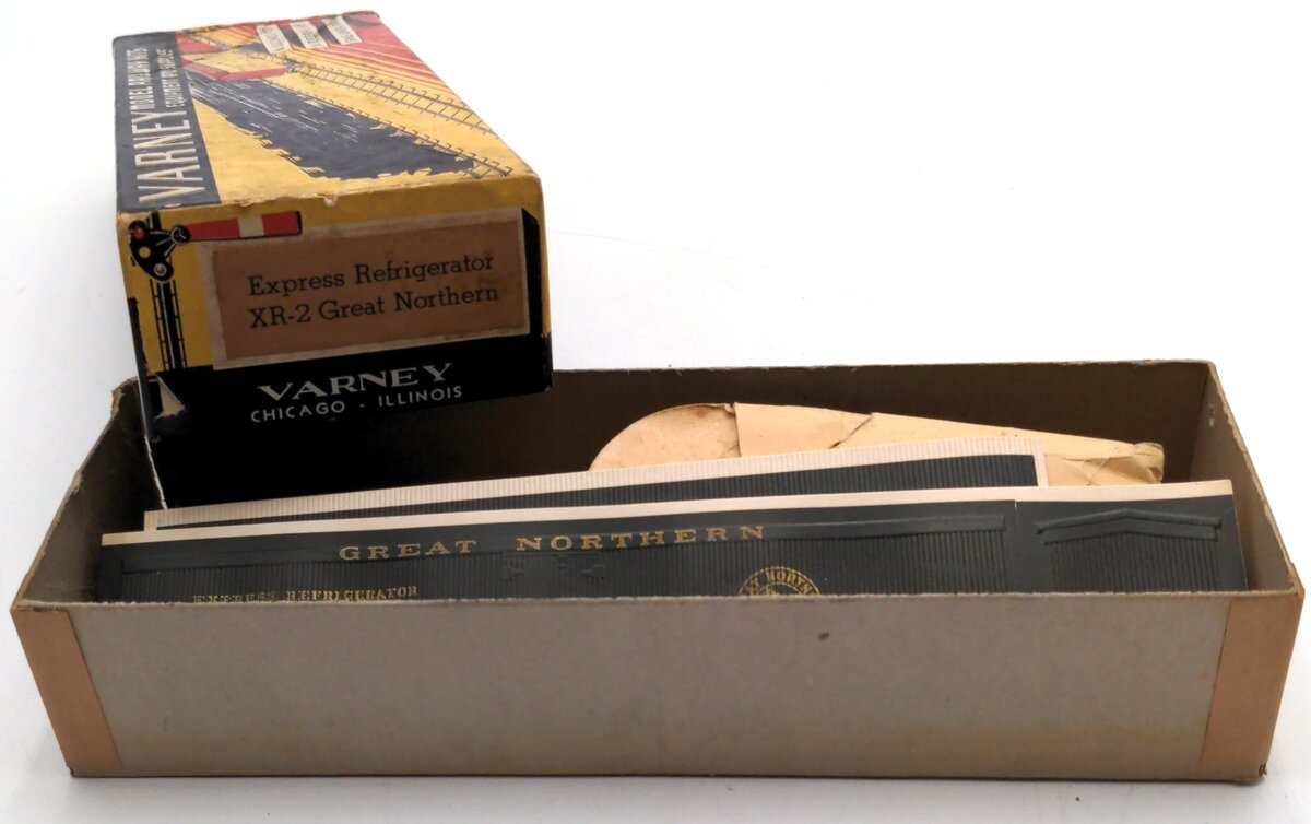 Varney XR-2 HO Scale Great Northern Express Refrigerator Car Kit