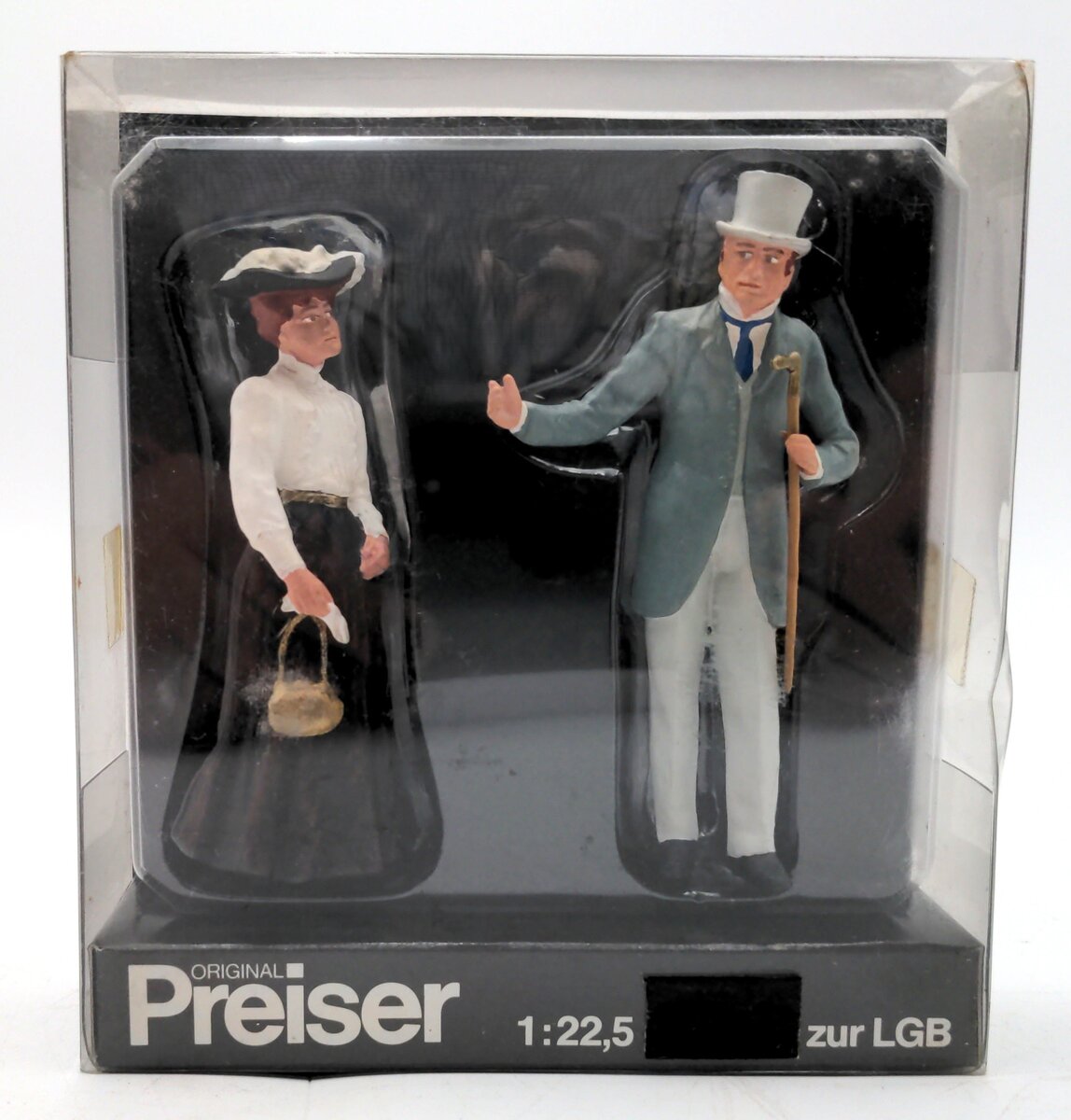Preiser 5057 G Scale Standing Old-Time Couple (Set of 2)