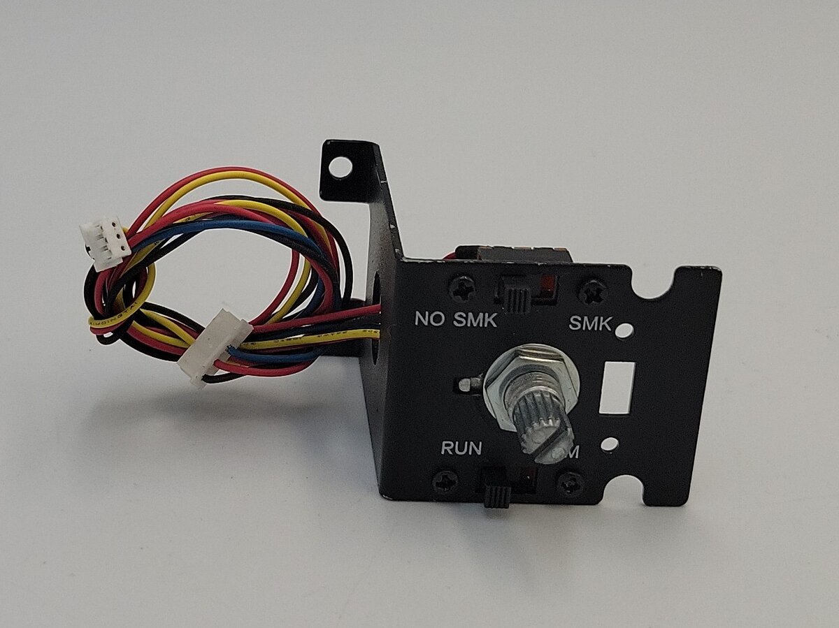 Lionel 84843-33 AC-600 Function Switches with Potentiometer Assembly and Bracket