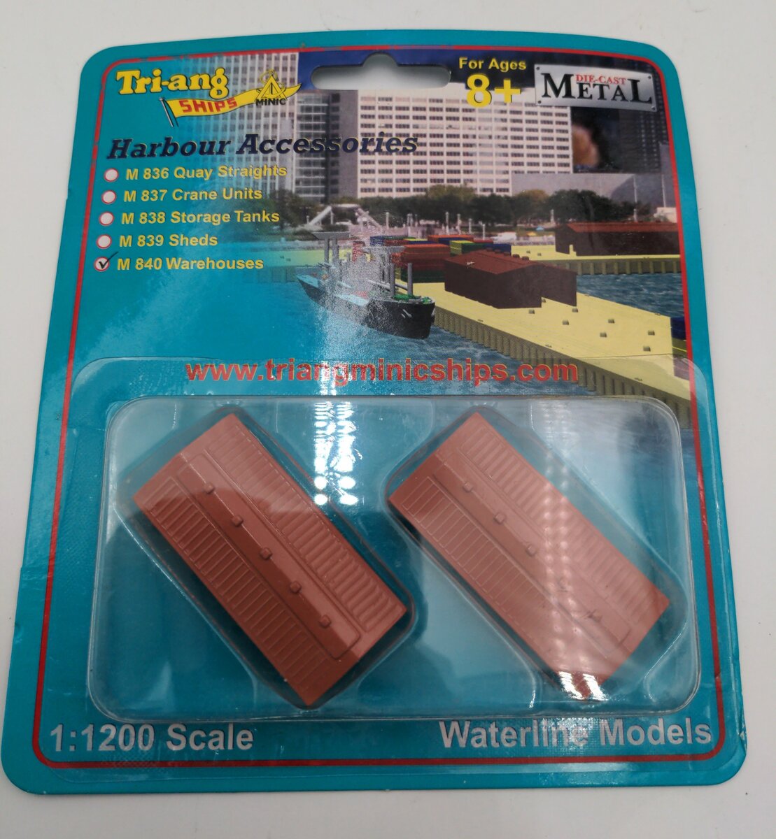 Tri-Ang M840 1:1200 Scale Warehouses Harbour Accessories