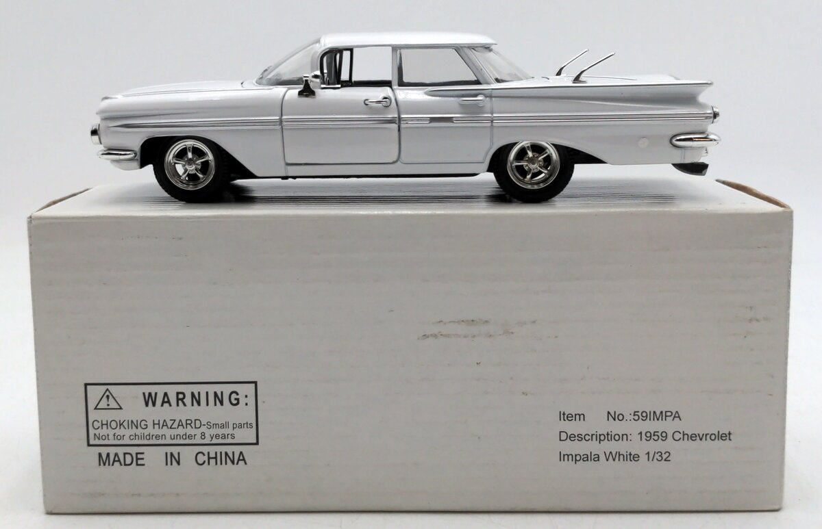 Arko 59IMPA 1:32 Scale 1959 Chevrolet Impala White Diecast Model