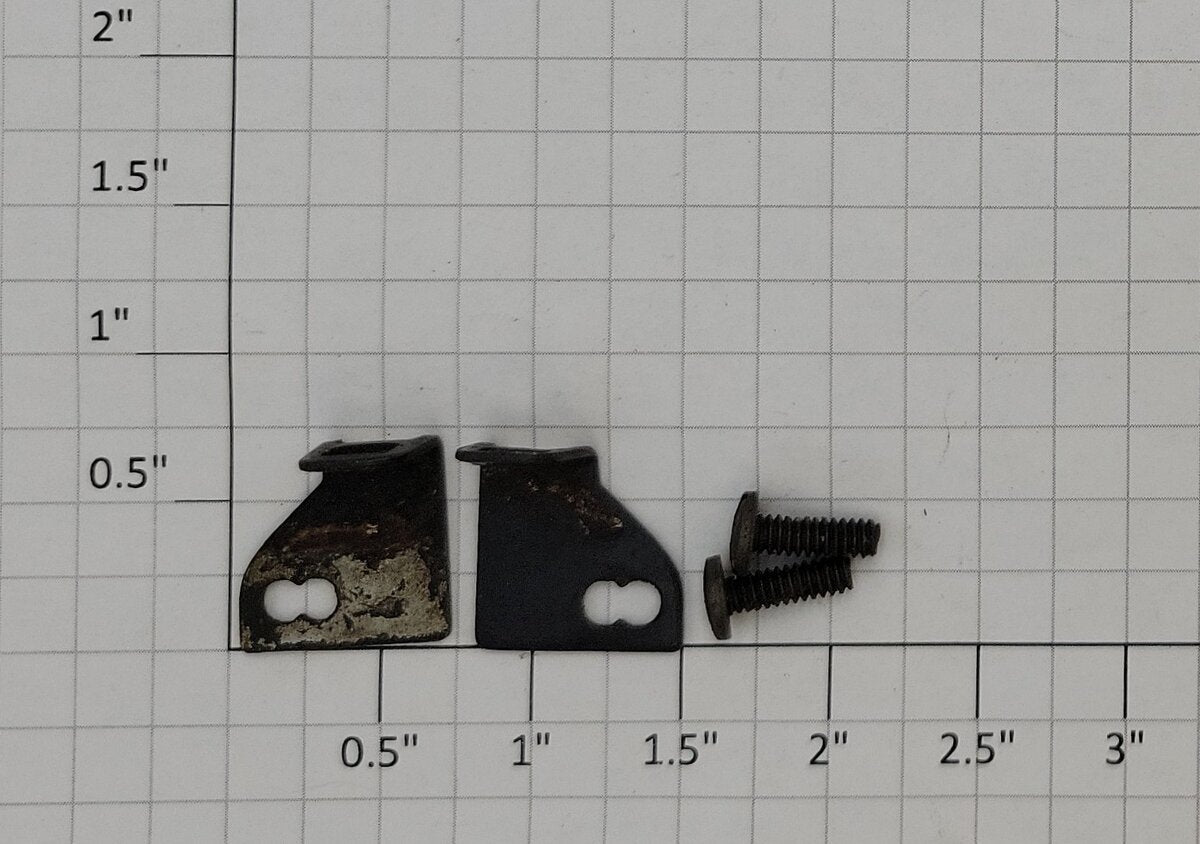 Lionel 2333-57/58 Right / Left Hand F3 Truck Side Frame Ladder Steps with Screws