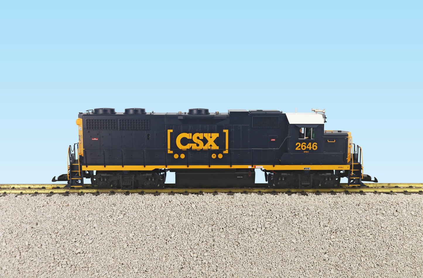 USA Trains R22231 G CSX Blue/Yellow GP38-2 Diesel Locomotive
