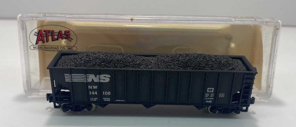 Atlas 3283 N Scale Norfolk Southern 90T Hopper #144108