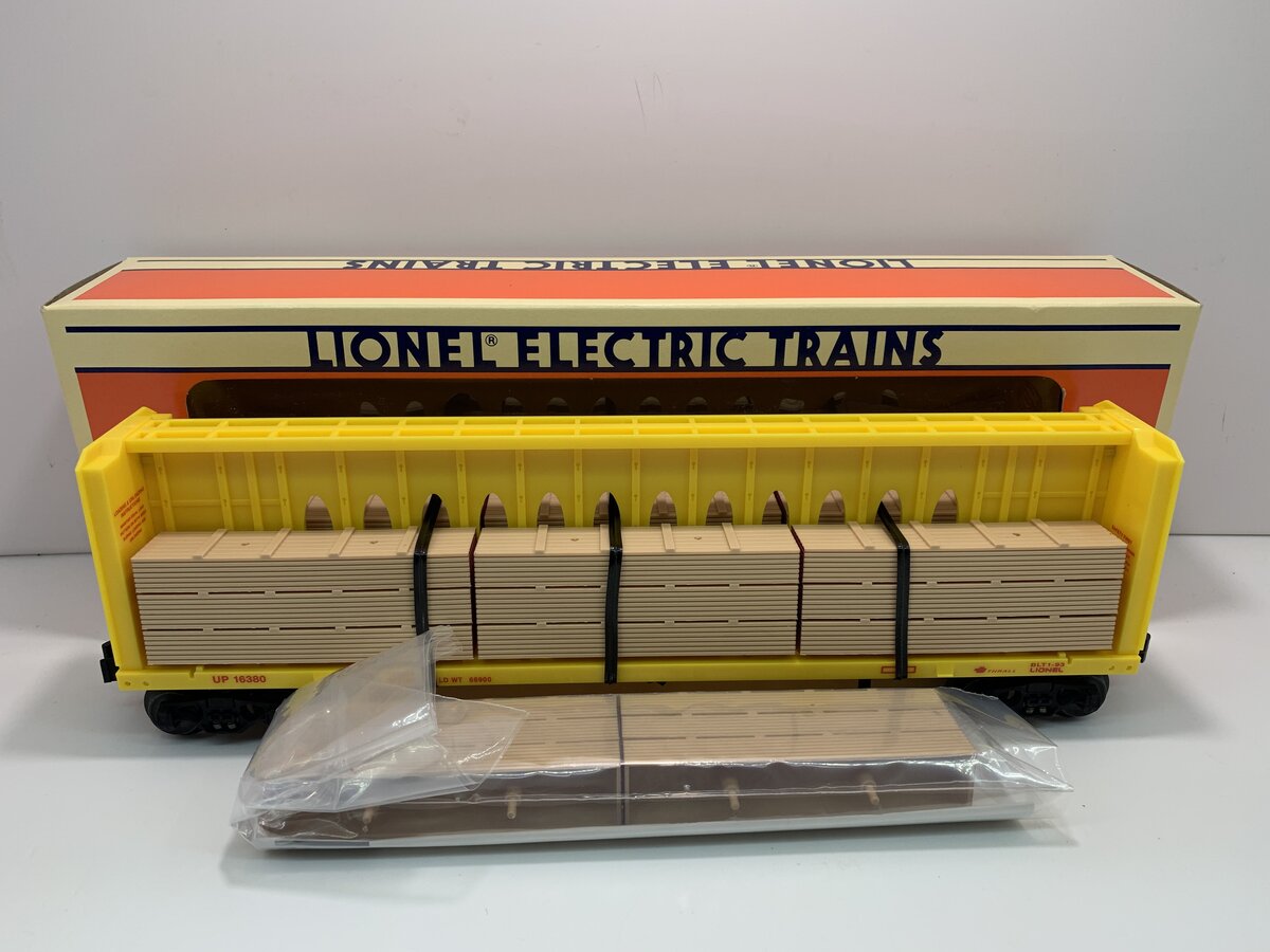 Lionel 6-16380 O Gauge Union Pacific Center I-Beam Flatcar with Wood Load LN/Box