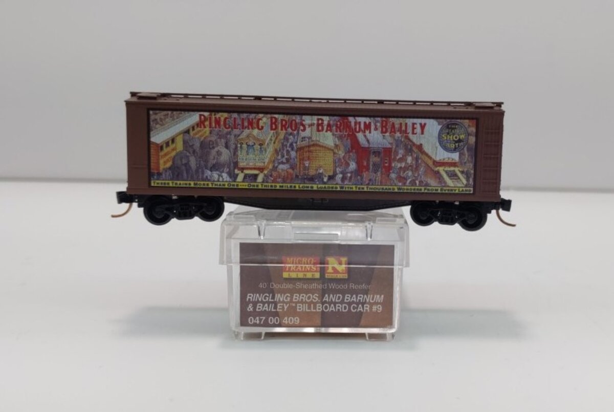 Micro-Trains 04700409 N Ringling Bros 40' Billboard Wood Reefer Car #9