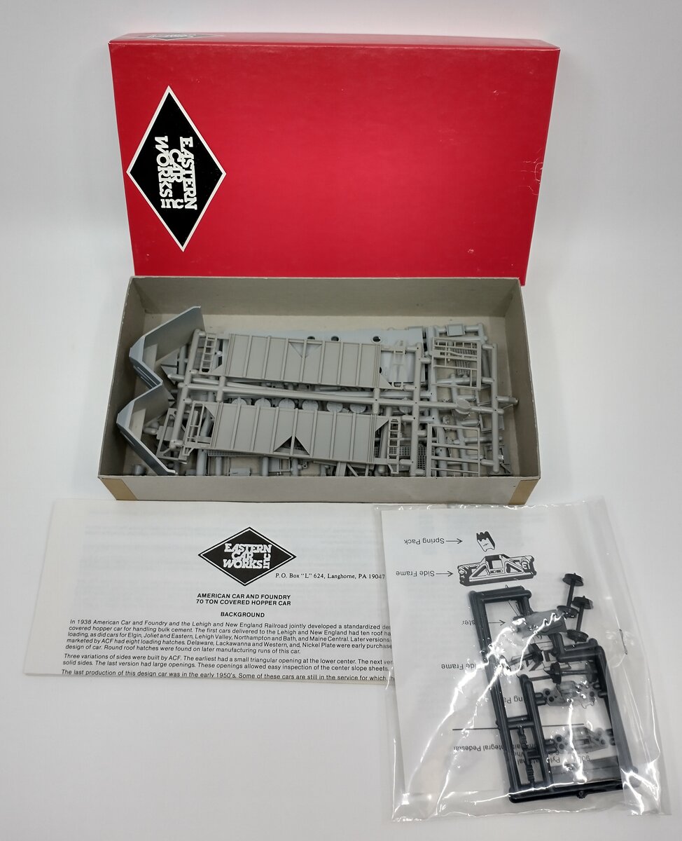 Eastern Car Works 2002 HO Scale Undecorated 70 Ton ACF Covered Hopper Kit