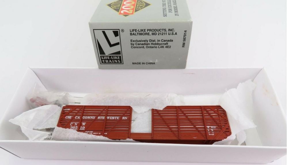 Proto 2000 21200 HO Scale CNW Mather 40' Single Deck Stock Car Kit