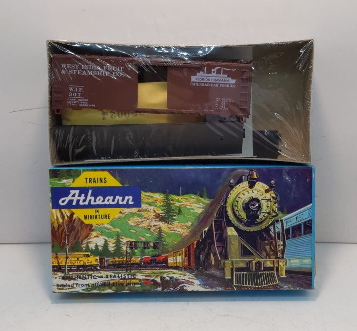 Athearn 10123 HO Scale West India Fruit & Steamship Co. 40' Boxcar # 307 Kit