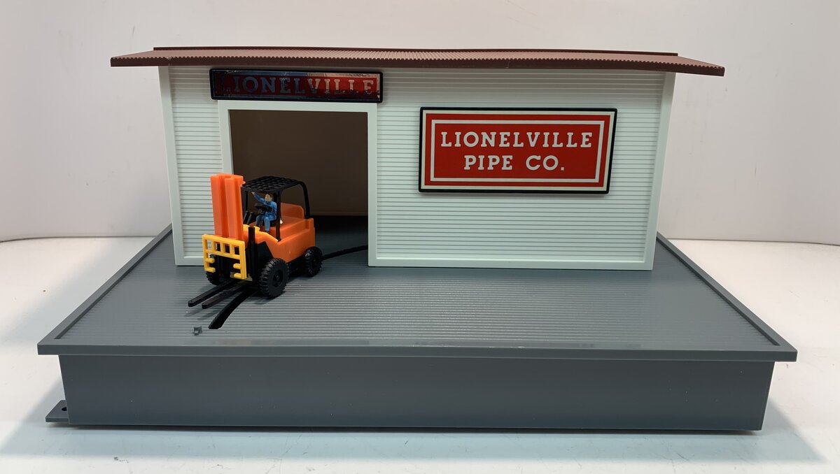 Lionel 6-12798 O/O27 Gauge Operating Forklift Loader Station LN/Box