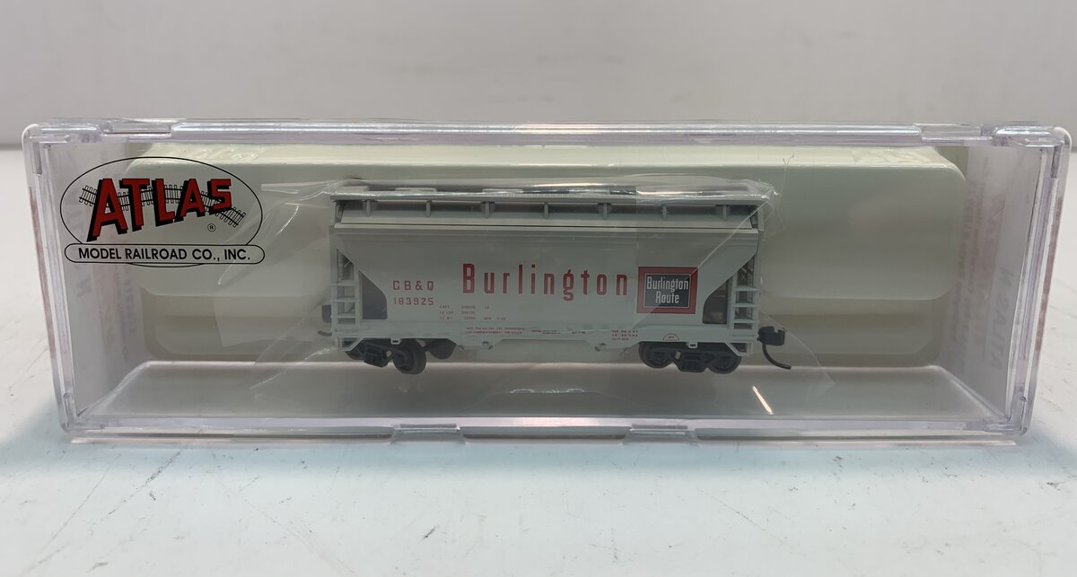 Atlas 39265 N Scale CB&Q 2-Bay Centerflow Hopper #183925