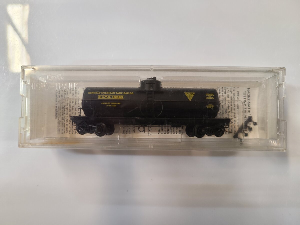 Micro-Trains 06500042 N Scale GATX 39' Single Dome Tank Car #19819