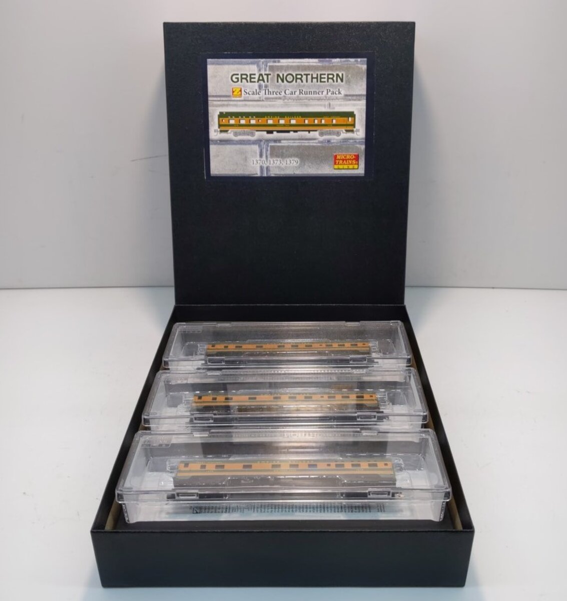 Micro-Trains 99400032 Z Great Northern Passenger Car Runner Pack (Set of 3) LN/Box
