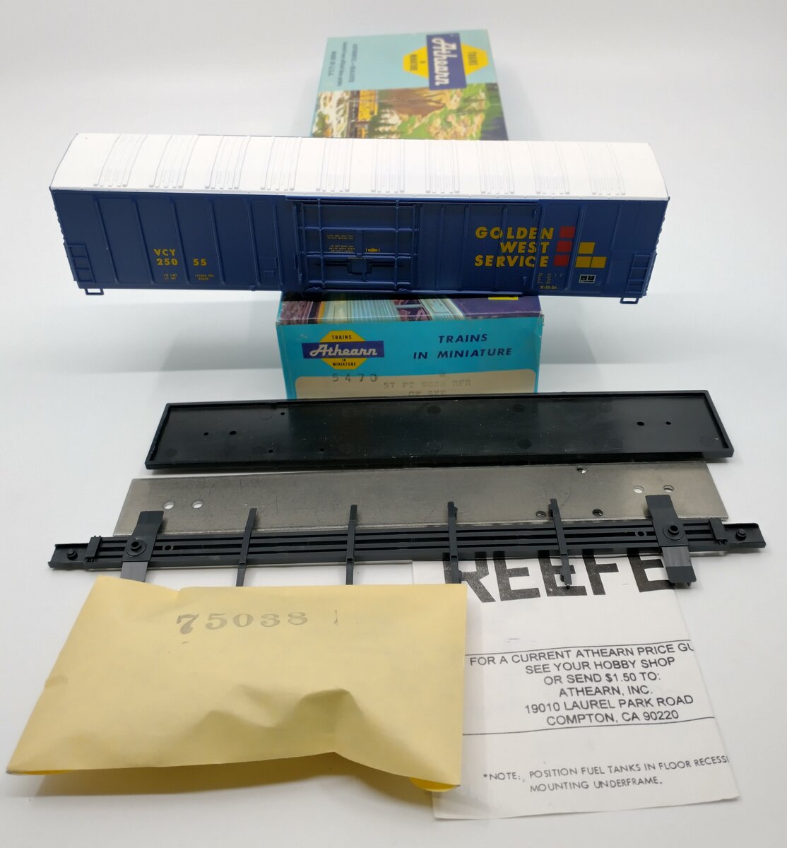 Athearn 5470 HO Scale Golden West Service 57 Ft Merch Reefer # 25055 Kit