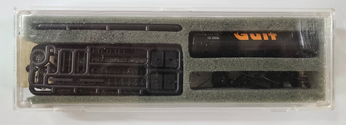 InterMountain 61320-12 N Scale Gulf 8,000 Gallon Tank Car Kit