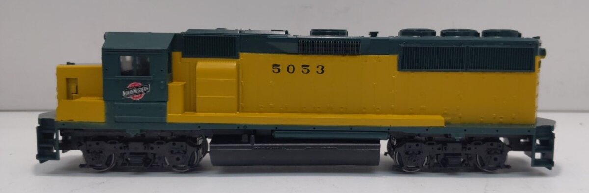 Athearn 4628 HO Scale Chicago & North Western GP50 Diesel Locomotive #5053 LN/Box