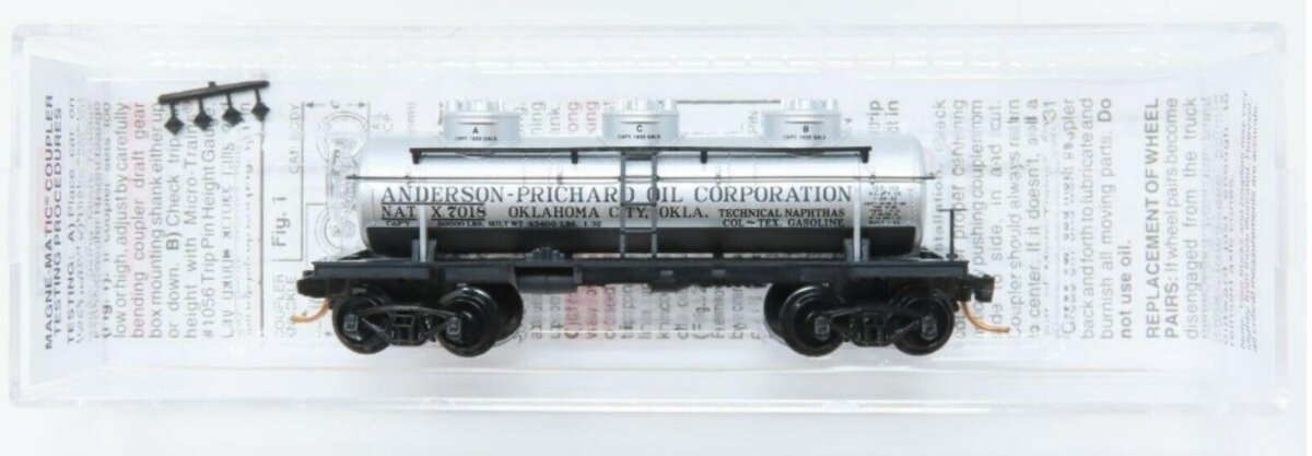 Micro-Trains 06600020 N Anderson-Prichard Oil 40' Triple Dome Tank Car #7018 LN/Box