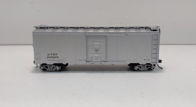 Athearn 1100 HO Scale ATSF Work Train Box Car # 205228 Kit