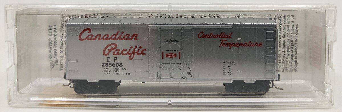 Micro-Trains 07400040 N Canadian Pacific 40' Plug Door Boxcar w/Ladders #285608 LN/Box