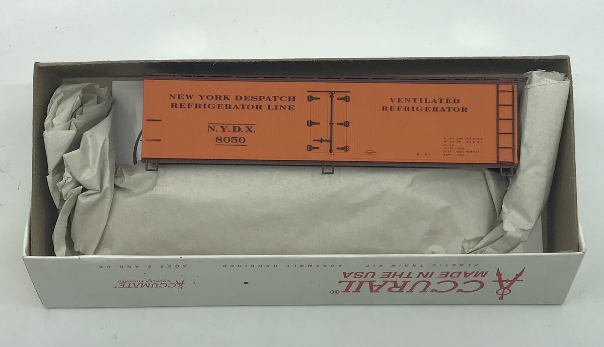 Accurail 4824 HO Scale NYC 40' Wood Reefer Kit