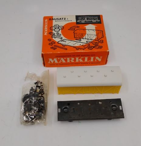 Marklin 4909 HO Scale Jamaica Banana Boxcar