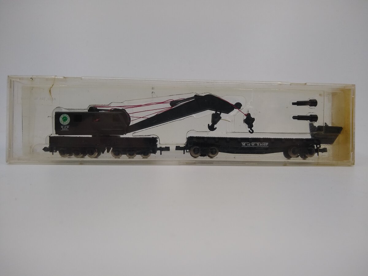 Rivarossi 6020 N Scale Southern Pacific Crane with Flatcar