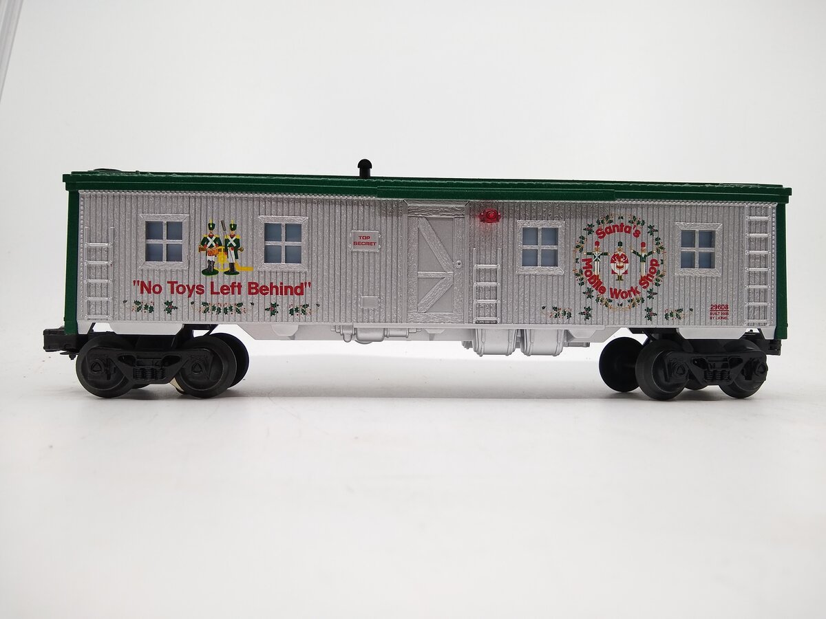 Lionel 6-29608 O Gauge Illuminated Elf Transport Work Car LN/Box
