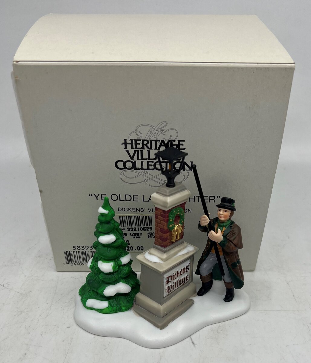 Dept 56 58393 Heritage Village "Ye Olde Lamplighter LN/Box