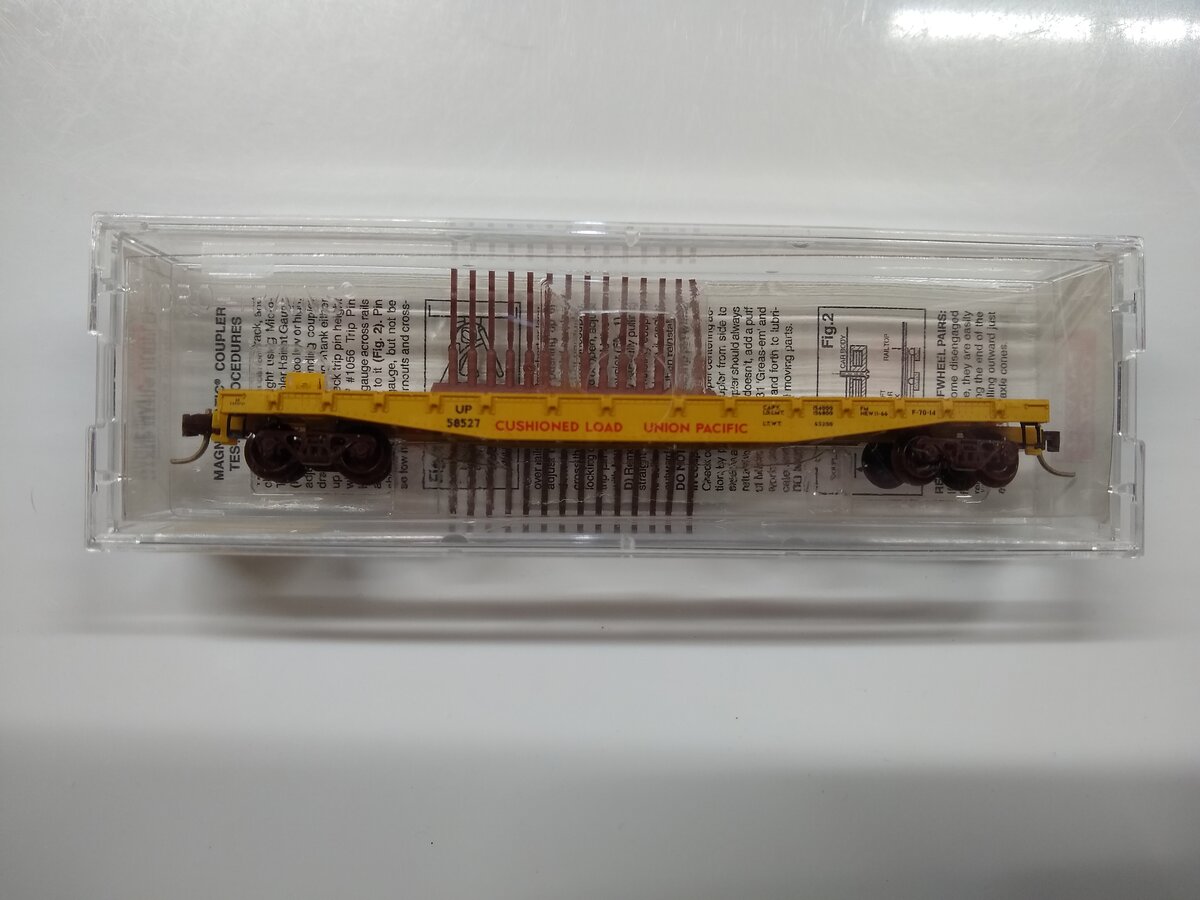 Micro-Trains 04500070 N Union Pacific 50' Fishbelly Side Flatcar #58527